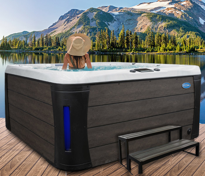 Calspas hot tub being used in a family setting - hot tubs spas for sale Murfreesboro